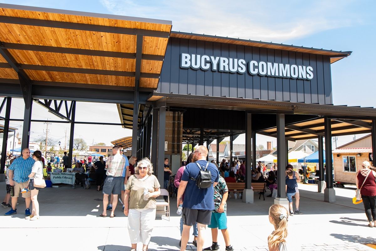Bucyrus Commons Sign